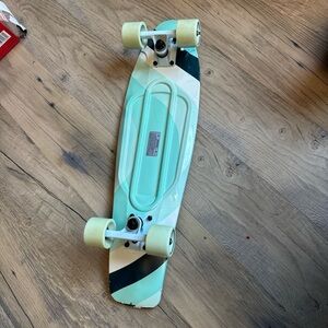 Hurley Kids Skateboard with Aqua and White Design